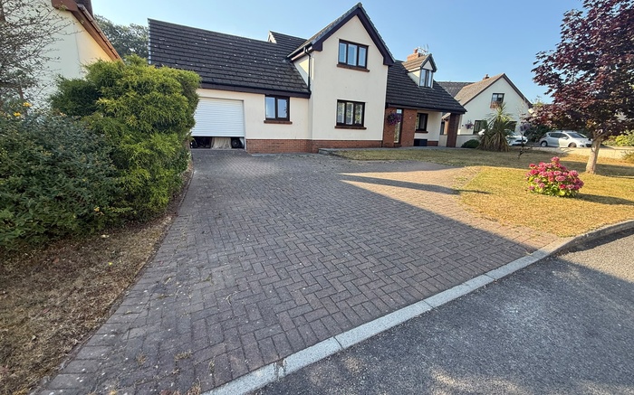 Daltex Resin Bound Driveway Transformation - Pembrokeshire