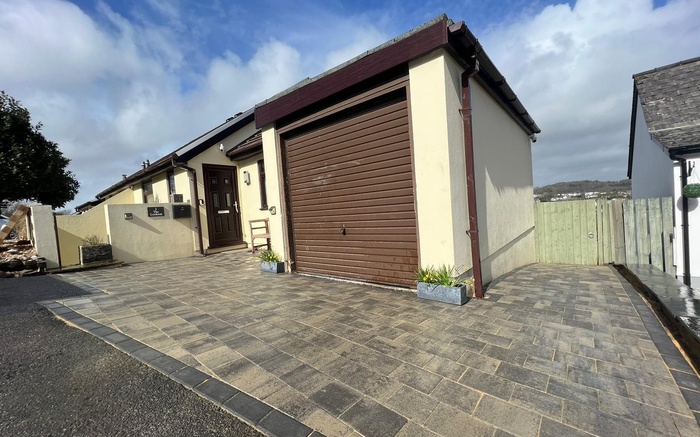 Slate Shannon Block Paved Driveway - Saundersfoot