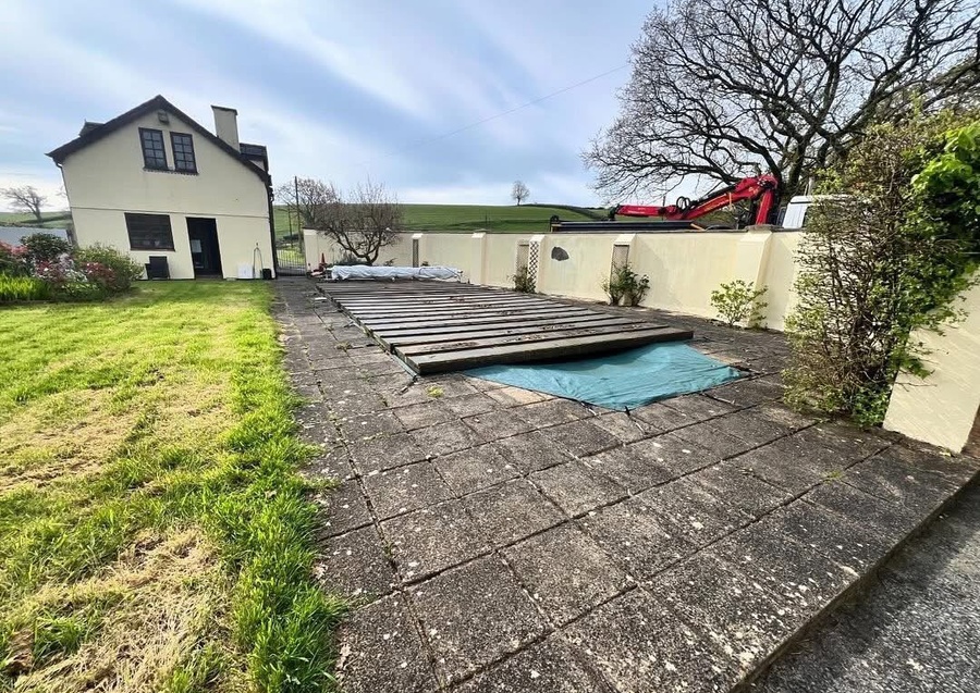 Swimming Pool Surround and Block Paving